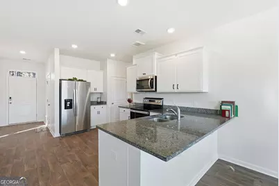 160 Troupe Drive, Savannah, GA 31407 - Photo 7