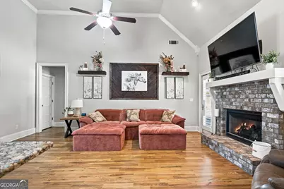 1005 Townside Way, Bishop, GA 30621 - Photo 9