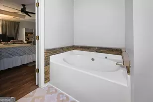 36 Waterview Dr, Lagrange, GA 30240 - Photo 15