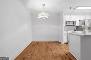 300 Johnson Ferry Road NE, Atlanta, GA 30328 - Photo 11