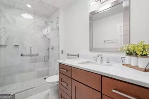 300 Johnson Ferry Road NE, Atlanta, GA 30328 - Photo 19