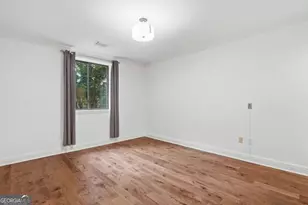 300 Johnson Ferry Road NE, Atlanta, GA 30328 - Photo 29