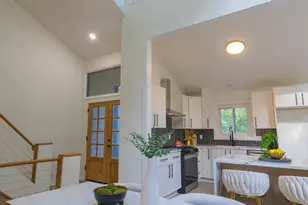 763 Bayliss Dr, Marietta, GA 30068 - Photo 3