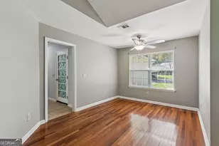 105 Breckenridge Dr, Brunswick, GA 31520 - Photo 5