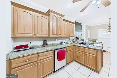 129 Gardenia Drive, Warner Robins, GA 31088 - Photo 15