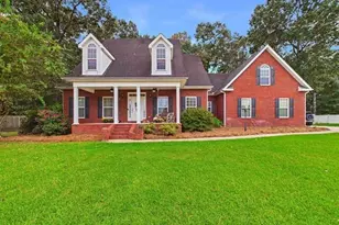 129 Gardenia Dr, Warner Robins, GA 31088 - Photo 1