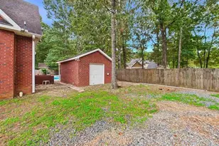 129 Gardenia Dr, Warner Robins, GA 31088 - Photo 41