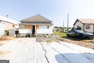 324 W Line St, Calhoun, GA 30701 - Photo 17