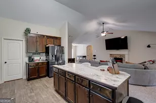 198 White Cir, Winterville, GA 30683 - Photo 11