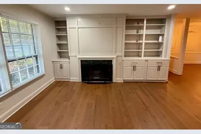 8 Cantey Place NW, Atlanta, GA 30327 - Photo 3