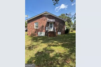 422 Bartson Street, Lavonia, GA 30553 - Photo 3