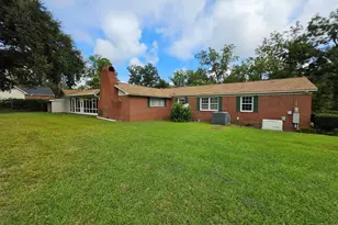 555 Mulberry St, Swainsboro, GA 30401 - Photo 51
