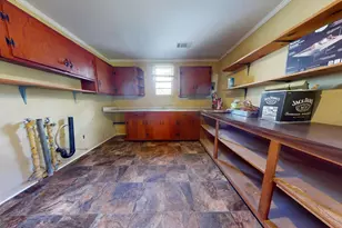 555 Mulberry St, Swainsboro, GA 30401 - Photo 21