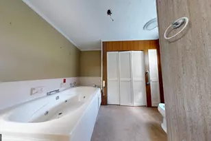 555 Mulberry St, Swainsboro, GA 30401 - Photo 11
