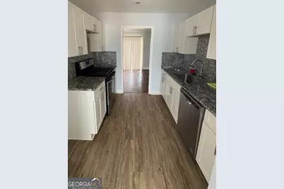 1816 Ashborough Road SE #APT E, Marietta, GA 30067 - Photo 3