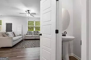 4635 Cypress Pk Dr, Gainesville, GA 30504 - Photo 5