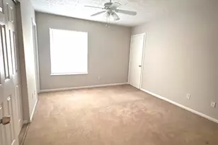 261 Country Club Dr, Jonesboro, GA 30238 - Photo 15