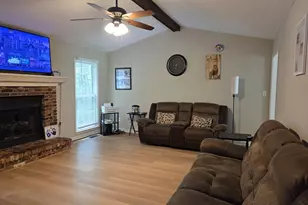 104 Cedar Creek Ct, Lagrange, GA 30240 - Photo 5