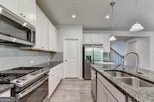 638 Saffron Blvd, Lawrenceville, GA 30045 - Photo 17