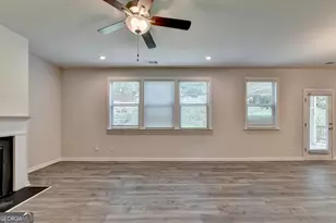 638 Saffron Blvd, Lawrenceville, GA 30045 - Photo 13