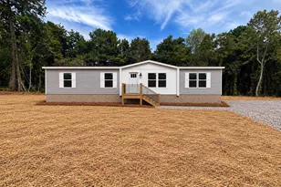 2037 Defoor Rd, Toccoa, GA 30577 - Photo 1