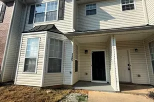 130 Hawkeye Ln, Conyers, GA 30012 - Photo 1