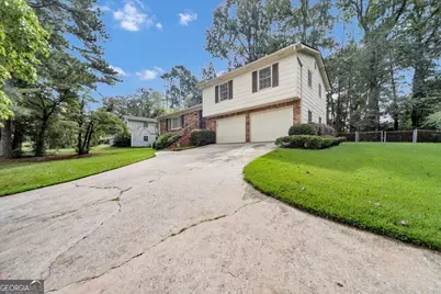 2367 Lake Jodeco Road, Jonesboro, GA 30236 - Photo 3