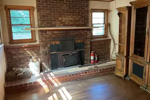 219 N Valley St, Clayton, GA 30525 - Photo 9