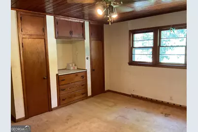 219 North Valley Street, Clayton, GA 30525 - Photo 15