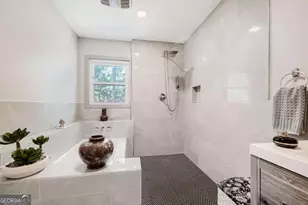 3342 Romelie Dr, Atlanta, GA 30340 - Photo 19