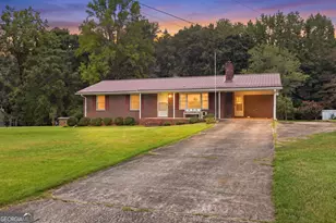 57 Defoor Rd, Toccoa, GA 30577 - Photo 1