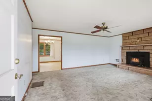 57 Defoor Rd, Toccoa, GA 30577 - Photo 9