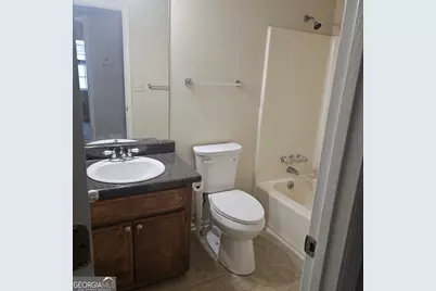 5906 Summerglen Lane, College Park, GA 30349 - Photo 9