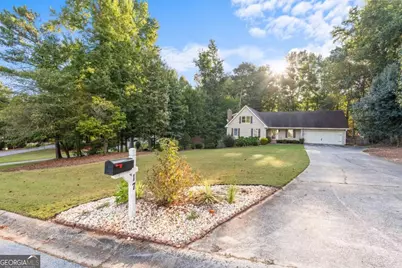 17 Mountain Oaks Drive, Carrollton, GA 30116 - Photo 5