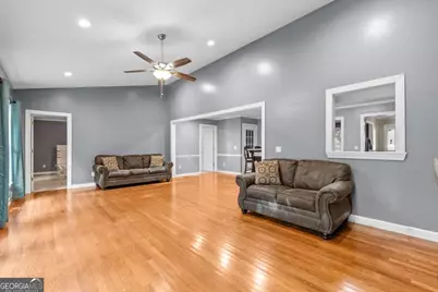 17 Mountain Oaks Drive, Carrollton, GA 30116 - Photo 15