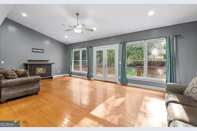 17 Mountain Oaks Drive, Carrollton, GA 30116 - Photo 13