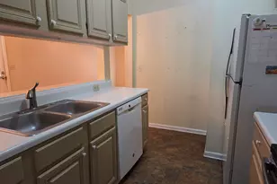217 Brooks Ln, Winder, GA 30680 - Photo 5