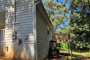 217 Brooks Ln, Winder, GA 30680 - Photo 3