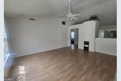 205 Sport Way, Griffin, GA 30223 - Photo 3