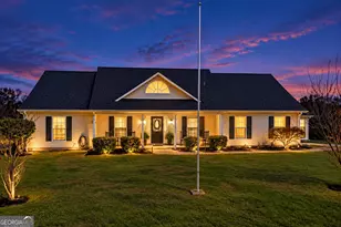 369 Kay Dr, Winder, GA 30680 - Photo 3