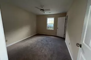 7021 Whitfield Dr, Riverdale, GA 30296 - Photo 15