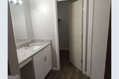8586 Creekwood Way, Jonesboro, GA 30238 - Photo 13