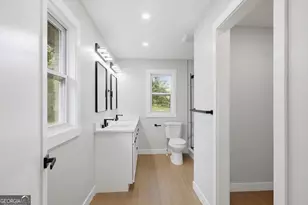 2531 Hood Ave NW, Atlanta, GA 30318 - Photo 17