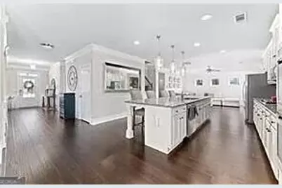 4410 Mossbrook Circle, Alpharetta, GA 30004 - Photo 3