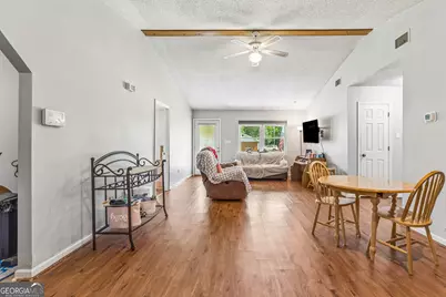 103 W Magnolia Avenue, Kingsland, GA 31548 - Photo 13