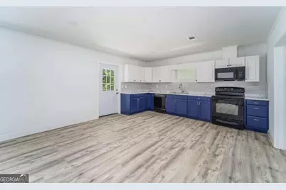 210 W Graham Street, McRae-Helena, GA 31055 - Photo 11