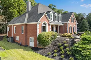 1048 Grantham Way SW, Marietta, GA 30064 - Photo 3