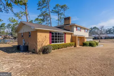 1729 W Forest Drive, Douglas, GA 31533 - Photo 9