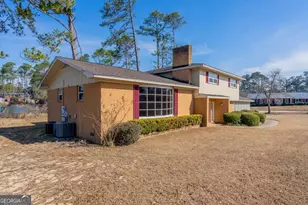 1729 W Forest Dr, Douglas, GA 31533 - Photo 9