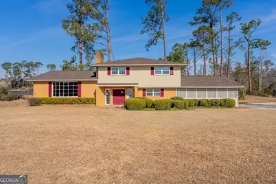 1729 W Forest Drive, Douglas, GA 31533 - Photo 1